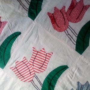 Pink and Green Tulip Quilt Top Bedding